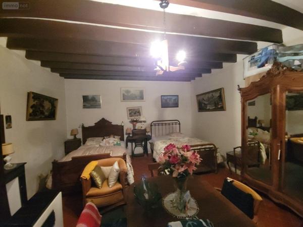 Corps de ferme à vendre à Saint-Pellerin dans l'Eure-et-Loir (28290), ref : JS/929 Corps de ferme à vendre à Saint-Pellerin dans l'Eure-et-Loir (28290), ref : JS/929 Corps de ferme à vendre à Saint-Pellerin dans l'Eure-et-Loir (28290), ref : JS/929