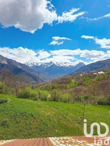 Châlet 6 pièces de 212 m² à Puy-Saint-Vincent (05290)