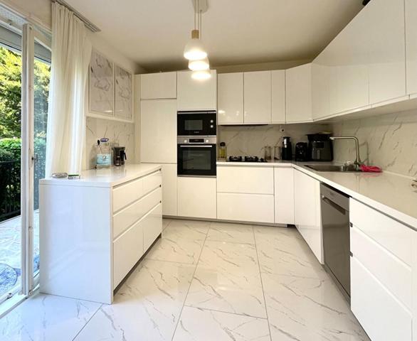 Maison Noyon 4 pièce(s) 135 m2 - Sous-sol - Terrain 790m²