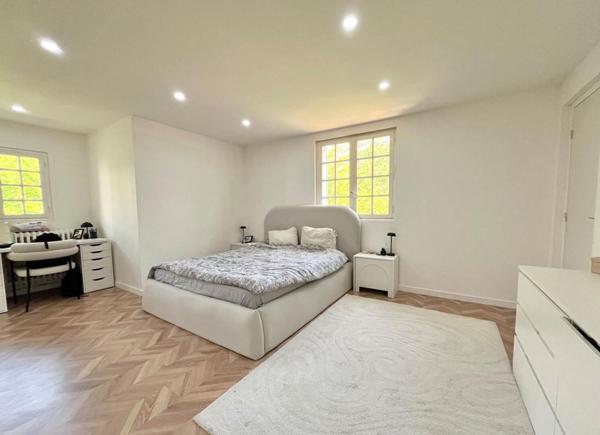 Maison Noyon 4 pièce(s) 135 m2 - Sous-sol - Terrain 790m²