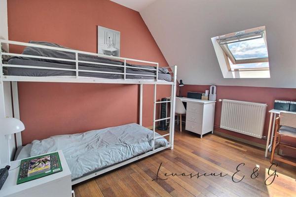 Laigneville 60290 - Pavillon 4 chambres - bureau - dépendance sur 600m² de terrain