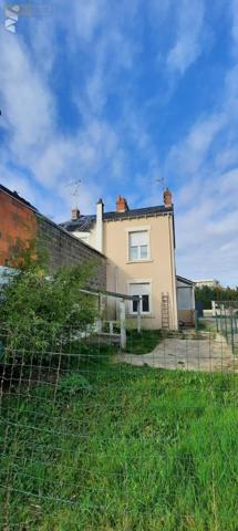 Maison individuelle à vendre à Châteauroux dans l'Indre (36000), ref : LV042