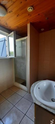 Maison individuelle à vendre à Châteauroux dans l'Indre (36000), ref : LV042