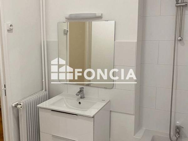 Location Appartement 4 pièces 74.3 m² - 14 RESIDENCE LA THEUILLERIE Ris Orangis 91130