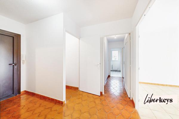 Appartement dans résidence sécurisée avec 3 chambres terrasse et jardin