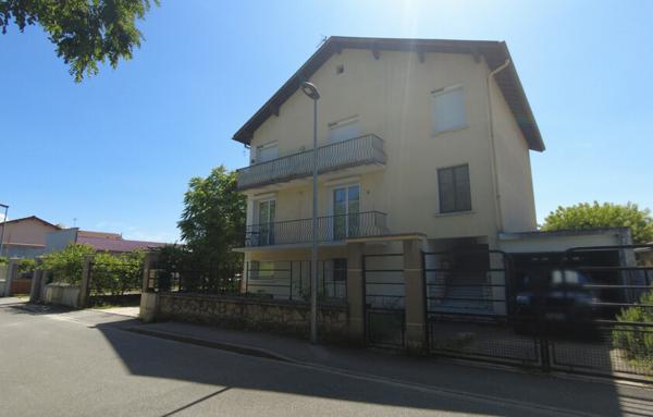 Appartement avec Balcon et terrain