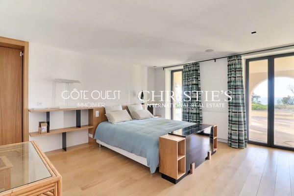 À vendre Bidart – Vaste propriété unique sur l’océan