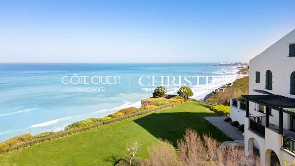 À vendre Bidart – Vaste propriété unique sur l’océan