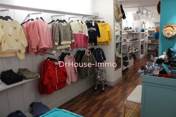 Immeuble à vendre 10 pièces de 158 m²