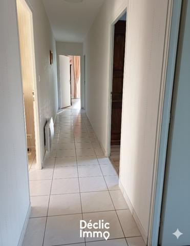 Vente maison La roche sur yon, 127m² 5 pièces 299 000€ avec garage