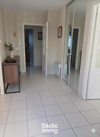 Vente maison La roche sur yon, 127m² 5 pièces 299 000€ avec garage