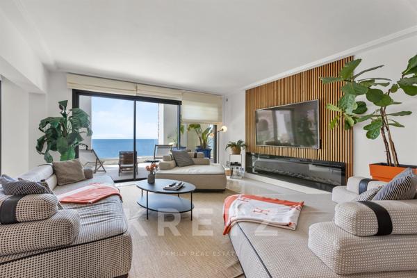Appartement sur falaise avec vue mer