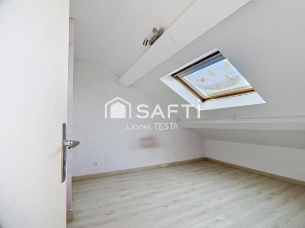 SPACIEUSE MAISON