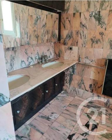 Maison à vendre  7 pièces - 178 m 2   DIGNE LES BAINS  - 04