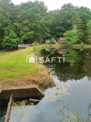 Etang avec maisonnette 19 m2 sur parcelle de 2 Hectares
