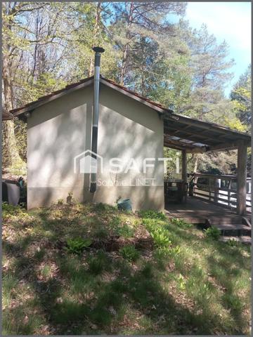 Etang avec maisonnette 19 m2 sur parcelle de 2 Hectares