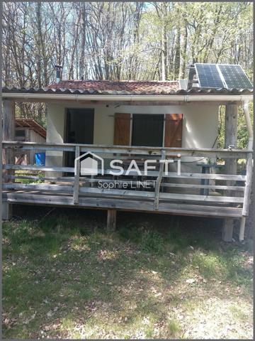 Etang avec maisonnette 19 m2 sur parcelle de 2 Hectares