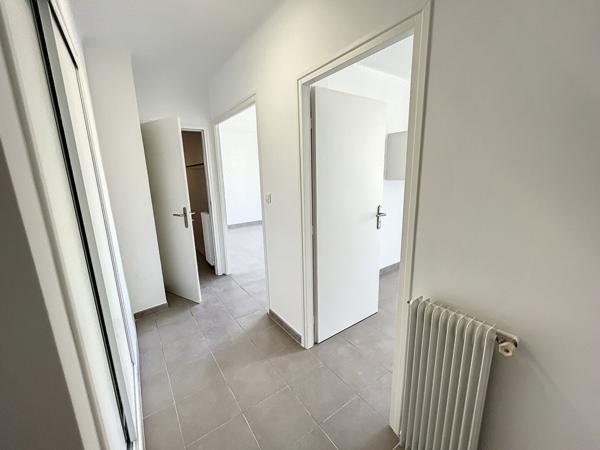 Appartement Ajaccio 1 pièce- 36.34 m2- Avenue Kennedy - calme - parking collectif