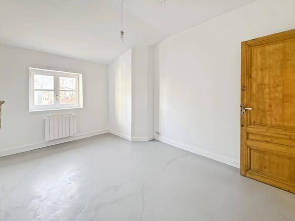 APPARTEMENT T2 - HYPER CENTRE - RUE DES MARRONNIERS
