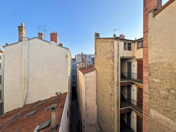APPARTEMENT T2 - HYPER CENTRE - RUE DES MARRONNIERS