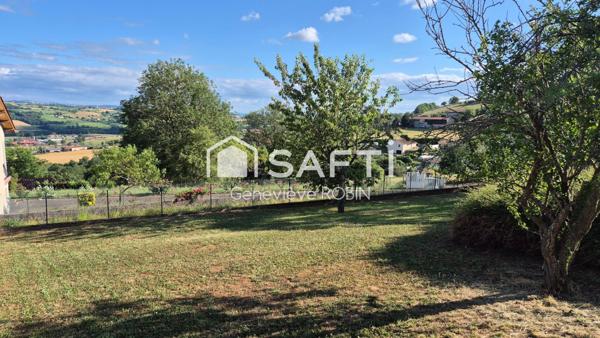 A proximité du centre village, vue dégagée