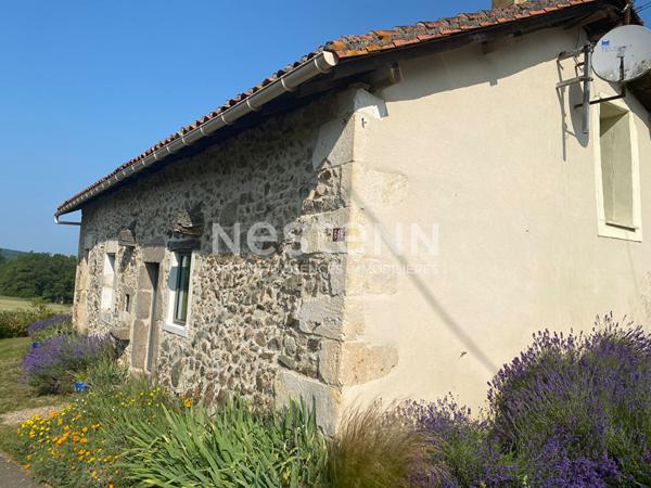 Maison ancienne ferme a vendre a Bussiere Badil avec piscine et vue degagee