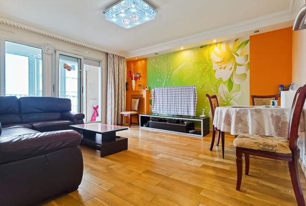 Appartement Rosny Sous Bois 5 pièces au pied du métro