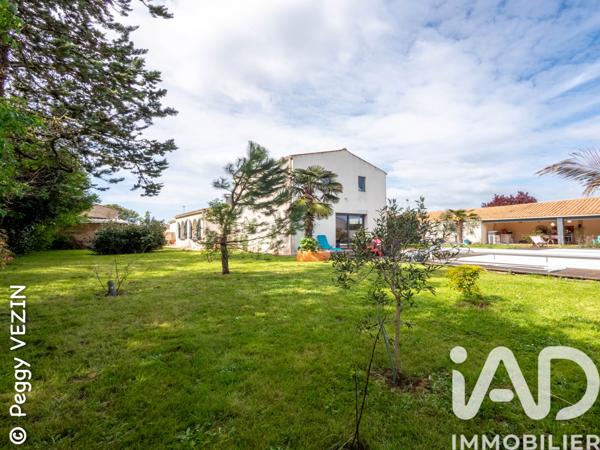 Maison à vendre 5 pièces 173 m² Sainte-Soulle
