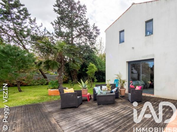 Maison à vendre 5 pièces 173 m² Sainte-Soulle