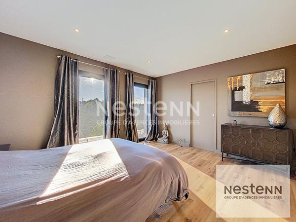 A vendre maison 4 pièces de 160 m² avec sous-sol aménagé de 140 m² et piscine sur terrain de plus de 750 m² à Juvignac, proche Montpellier