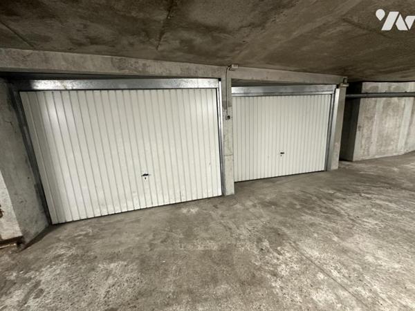 AMIENS HYPER-CENTRE, 167m², 4 chambres, 2 box et 2 caves
