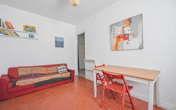 Appartement à vendre    2 pièces • 27,63 m2 Paris 18