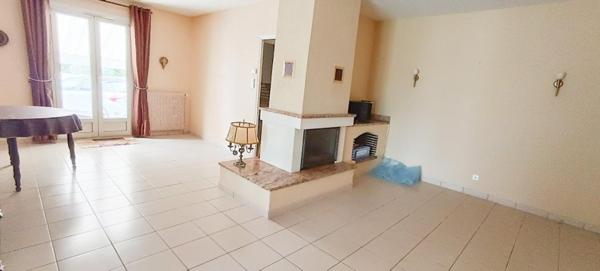 PROCHE COMMERCES ET SERVICES