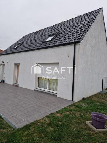 MAISON 109 M2 4 CHAMBRES