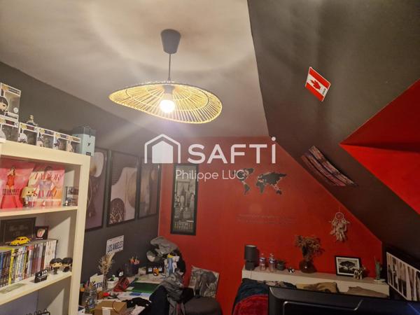 MAISON 109 M2 4 CHAMBRES