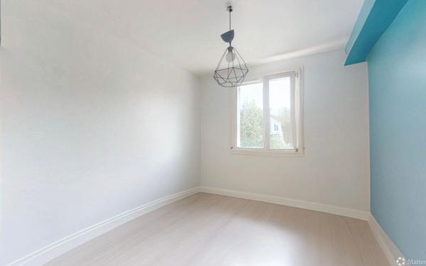 Appartement à vendre    5 pièces • 81,80 m2 Sainte-Foy-lès-Lyon