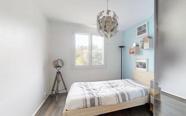 Appartement à vendre    5 pièces • 81,80 m2 Sainte-Foy-lès-Lyon