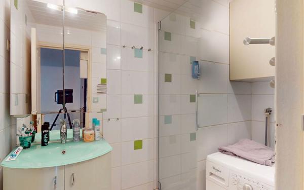 Appartement à vendre    5 pièces • 81,80 m2 Sainte-Foy-lès-Lyon