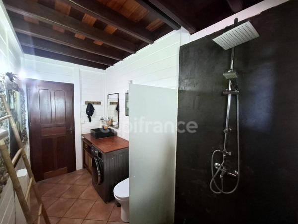 À VENDRE – Maison individuelle - Saint-Pierre – 7 pièces - 140 m² - Terrain de 692 m² - Vue mer et montagne Pelée