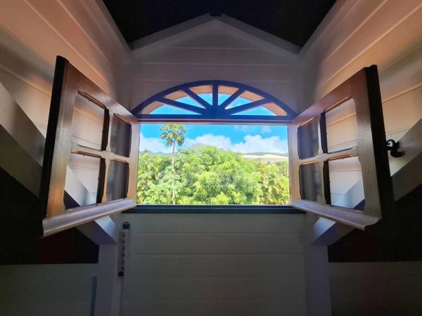 À VENDRE – Maison individuelle - Saint-Pierre – 7 pièces - 140 m² - Terrain de 692 m² - Vue mer et montagne Pelée