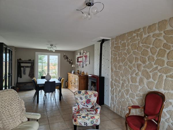 MAISON 3 CHAMBRES avec Piscine