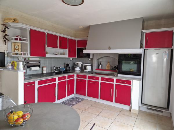 MAISON 3 CHAMBRES avec Piscine