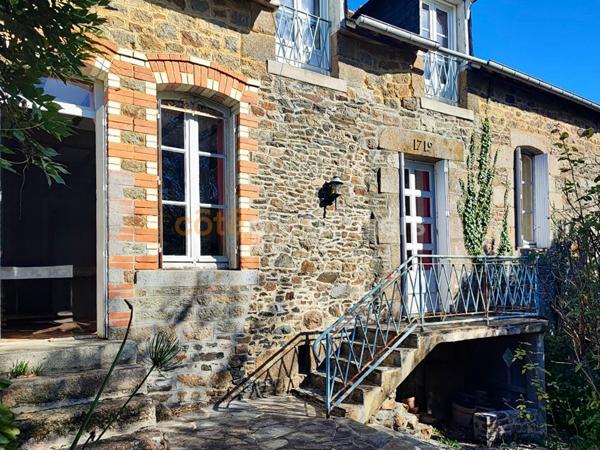 Vente
                Maison119,51 m² - 7 Pièces -
                    SAINT GEORGES DE GREHAIGNE (35610)