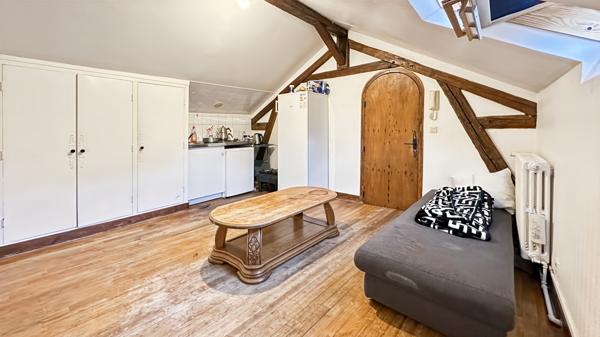 Corbeil-Essonnes (91100) Appartement 2 pièces 23m²