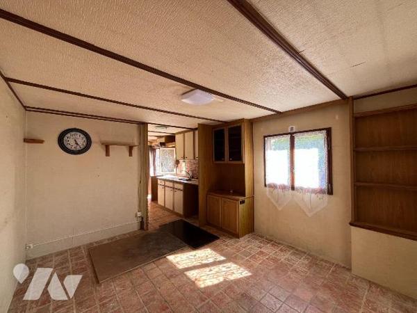 Un chalet à usage d'habitation de 58,4 m² couvert en bac acier situé sur la commune de BEAUMONT...