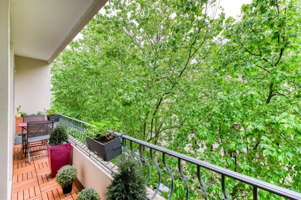 LYON 6 - Foch: Un appartement de 120m2 en étage élevé, 3 chambres, balcon et garage
