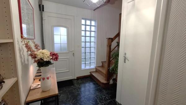 A VENDRE Maison individuelle à Fayet (02100), 3 Chambres, Jardin, Garage