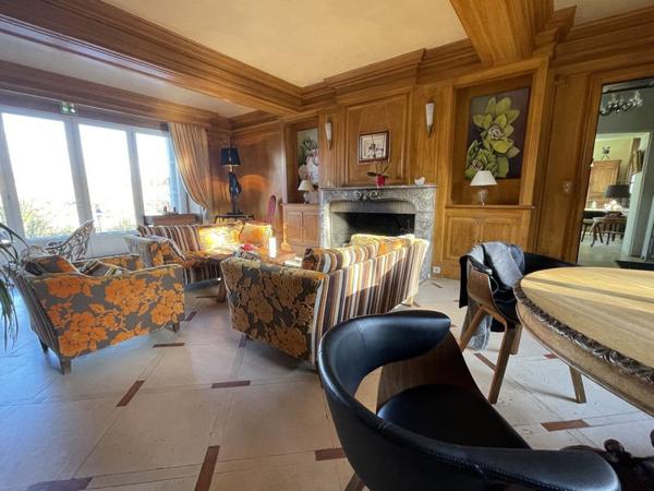 Beau domaine de 80 hectares avec grand étang aux portes d'Angoulême