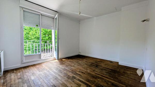 MAISON + LOCAL COMMERCIAL