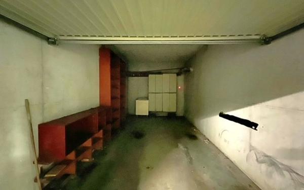 Appartement à vendre    2 pièces • 60 m2 Marseille 8